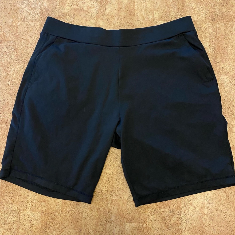 Men 32 degrees cool black shorts size xl